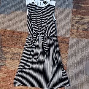 Girls stripe dress sz 8